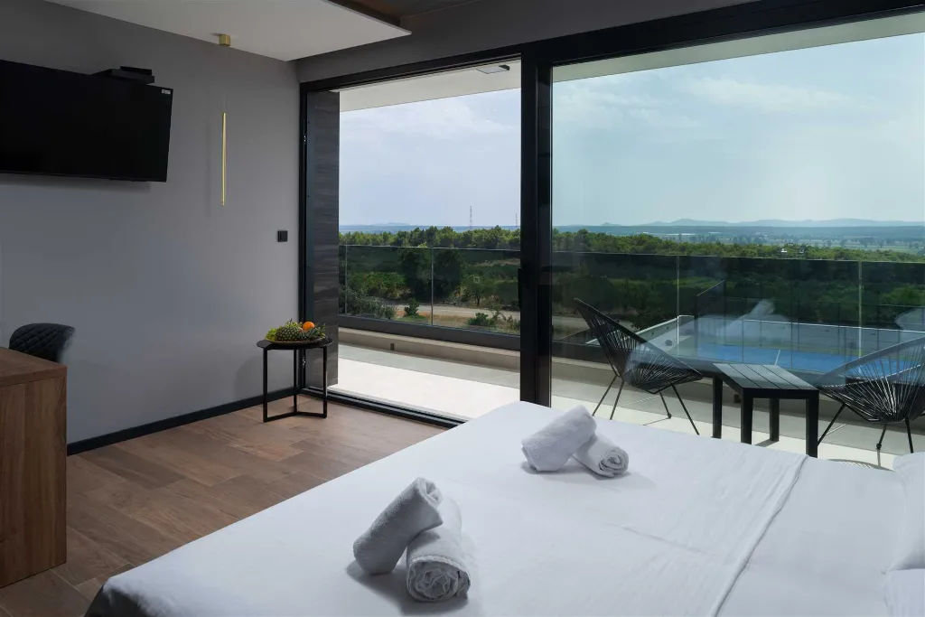 Kakma 4-Bedroom Villa with Padel Court