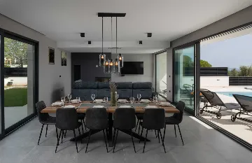 Kakma 4-Bedroom Villa with Padel Court