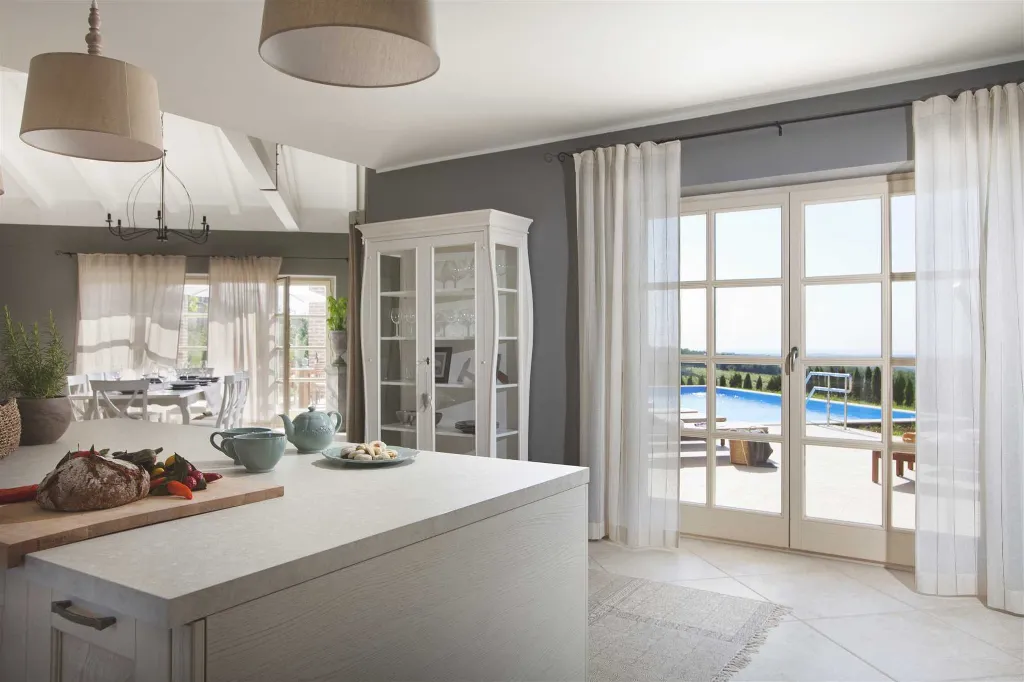 4-Bedroom Villa in Bajkini for Up to 10 Guests