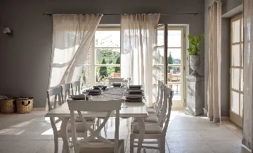 4-Bedroom Villa in Bajkini for Up to 10 Guests