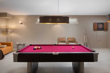 4-Bedroom Villa in Bajkini for Up to 10 Guests