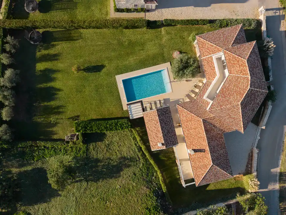 4-Bedroom Villa in Bajkini for Up to 10 Guests