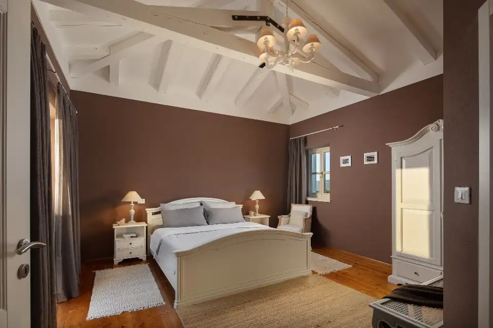 4-Bedroom Villa in Bajkini for Up to 10 Guests
