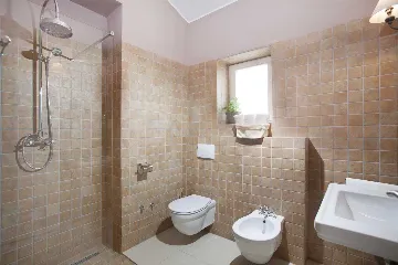 Bajkini 4-Bedroom Villa with Private Pool & Jacuzzi