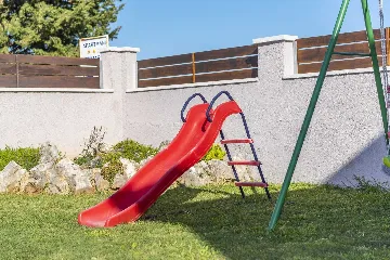 3-Bedroom Holiday House in Murvica for 10