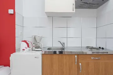 3-Bedroom Holiday House in Murvica for 10