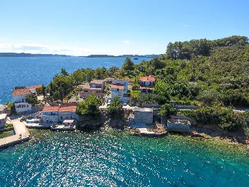 Apartment in Savar on Dugi otok for 8 Guests
