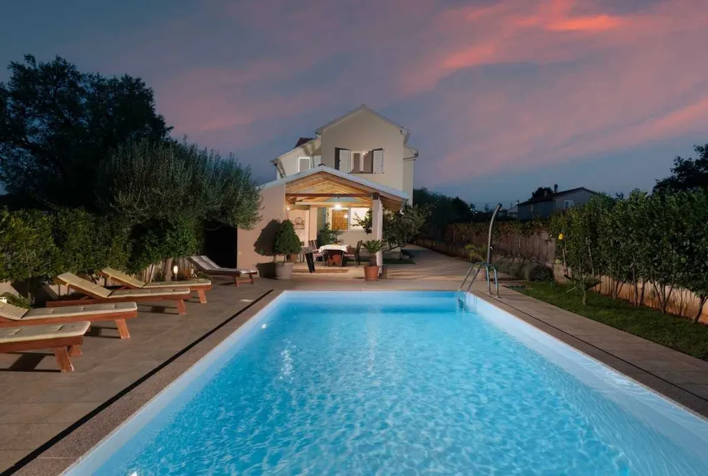 Debeljak Villa with Private Pool and Full Privacy