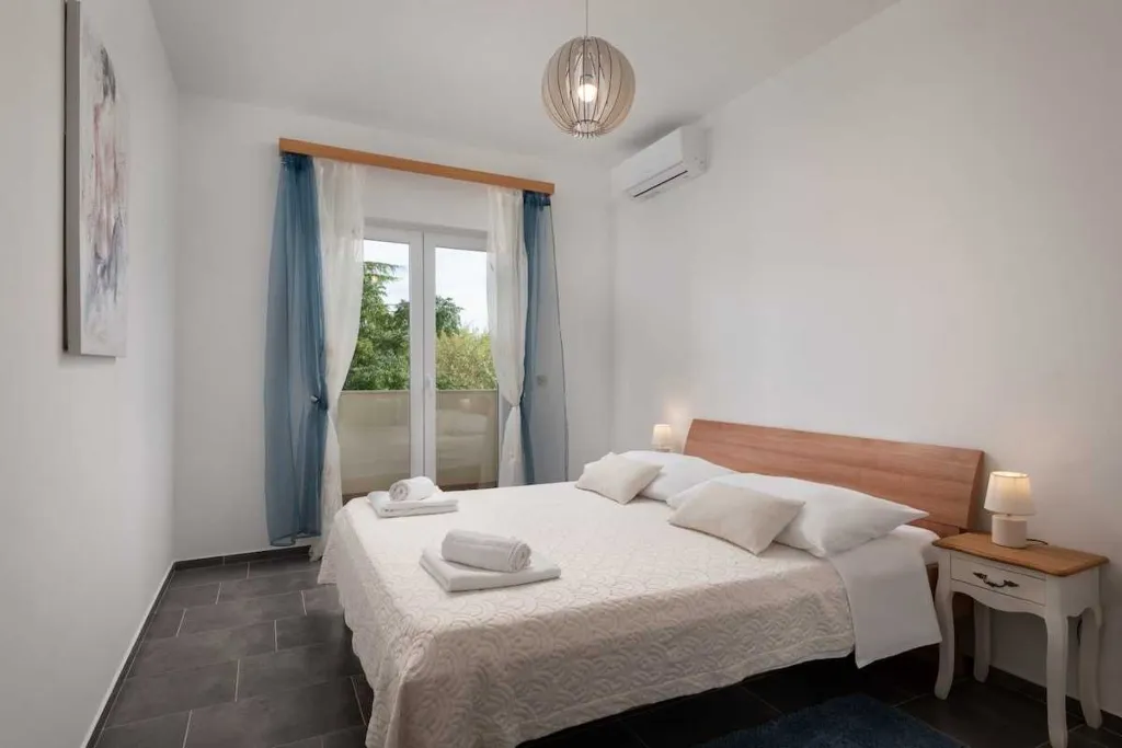 Debeljak Villa with Private Pool and Full Privacy