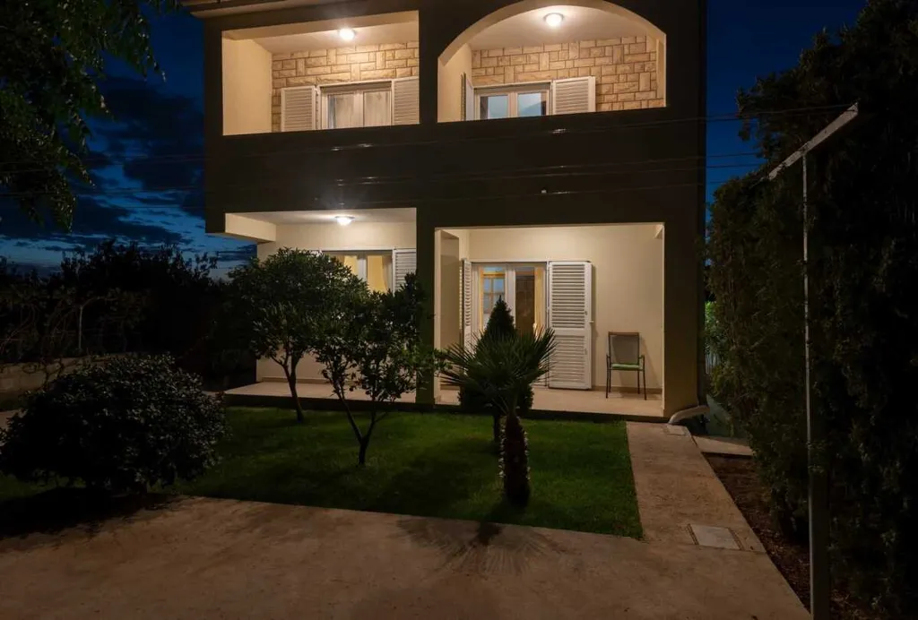 Debeljak Villa with Private Pool and Full Privacy