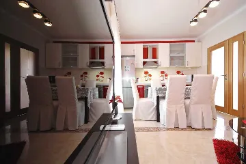 Sea-View 1-Bedroom Apartment in Sv. Filip i Jakov