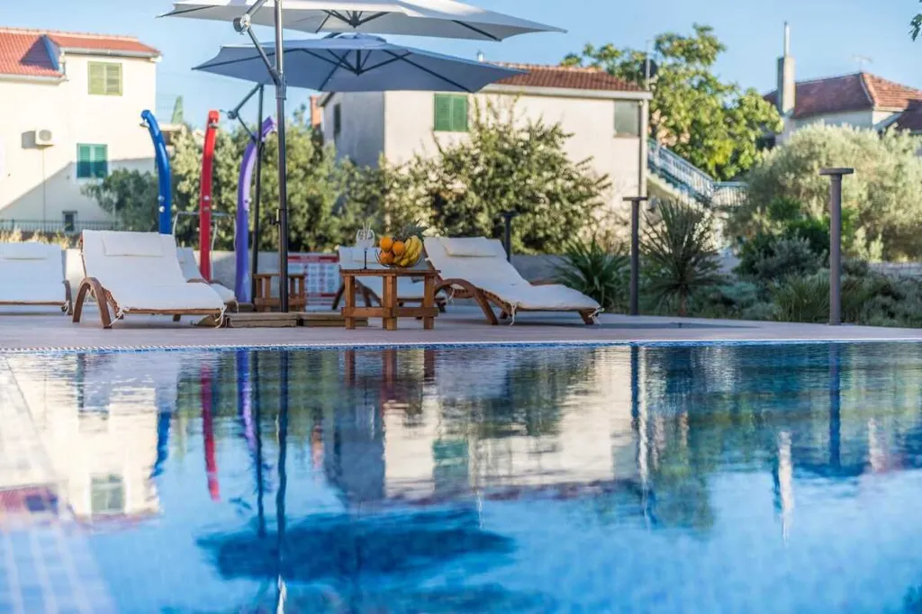 2-Bedroom Apartment in Sv. Filip i Jakov for 4