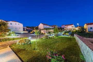 2-Bedroom Apartment in Sv. Filip i Jakov for 4