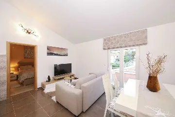 1-Bedroom Apartment in Sv. Filip i Jakov for 4