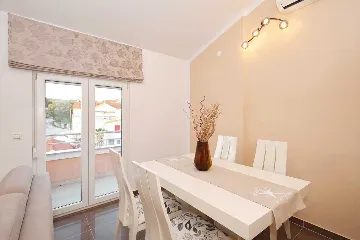 1-Bedroom Apartment in Sv. Filip i Jakov for 4