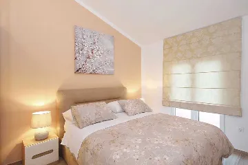 1-Bedroom Apartment in Sv. Filip i Jakov for 4