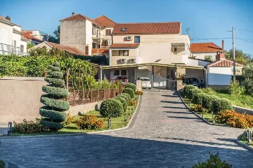 1-Bedroom Apartment in Sv. Filip i Jakov for 4