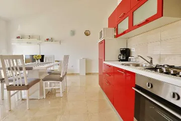 Air-conditioned Apartment with Balcony Views in Vrsi