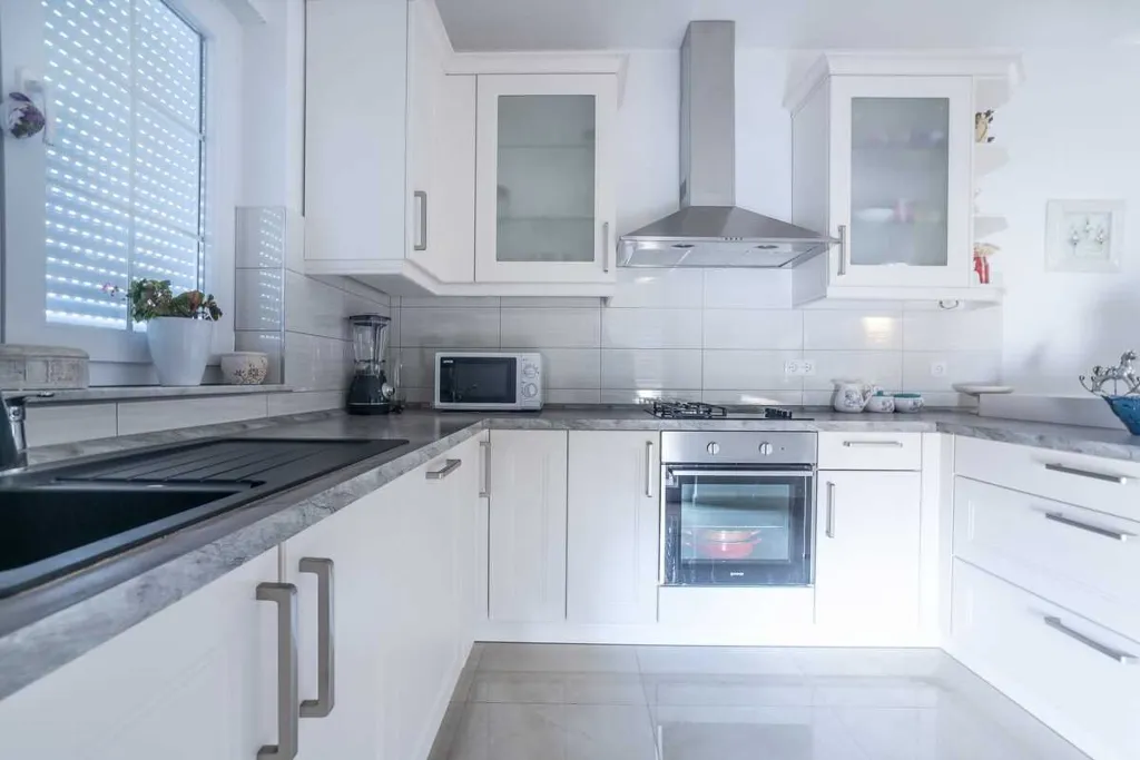 3-Bedroom Apartment in Vrsi for up to 8 Guests