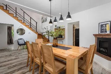 Matulji Villa for 10 Guests with Private Pool