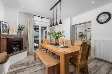 Matulji Villa for 10 Guests with Private Pool