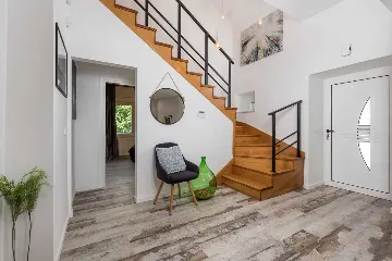 Matulji Villa for 10 Guests with Private Pool