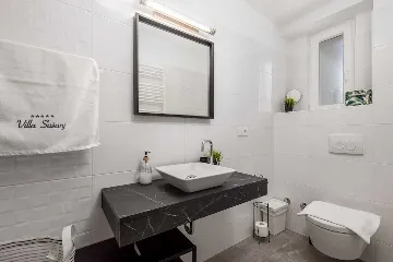 Matulji Villa for 10 Guests with Private Pool