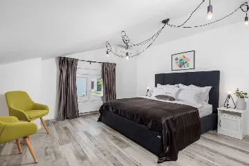 Matulji Villa for 10 Guests with Private Pool