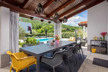 Matulji Villa for 10 Guests with Private Pool