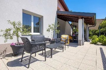 Matulji Villa for 10 Guests with Private Pool