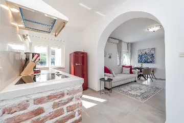 2-Bedroom Villa with Pool in Pridraga, Croatia