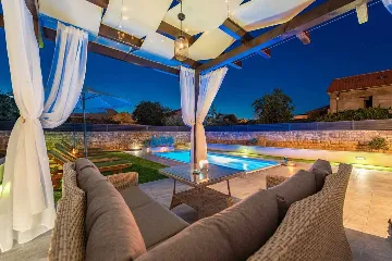 2-Bedroom Villa with Pool in Pridraga, Croatia