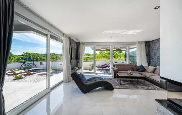 3-Bedroom Villa in Crno (Zadar area) for 6 Guests