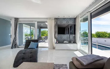 3-Bedroom Villa in Crno (Zadar area) for 6 Guests