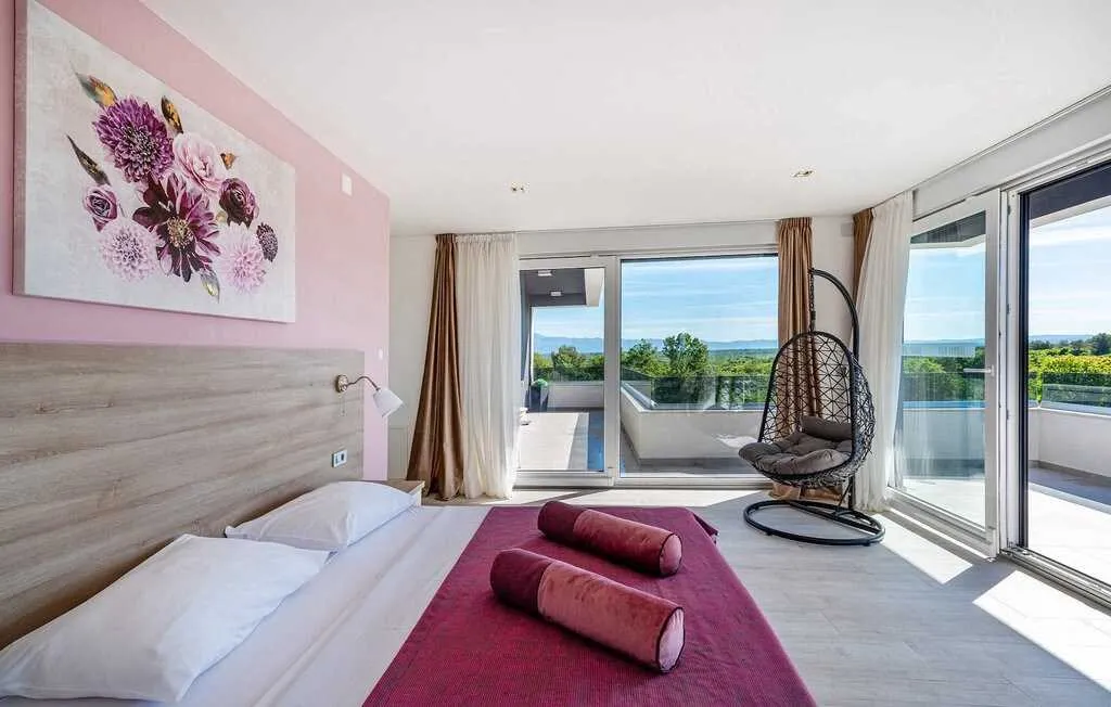 3-Bedroom Villa in Crno (Zadar area) for 6 Guests