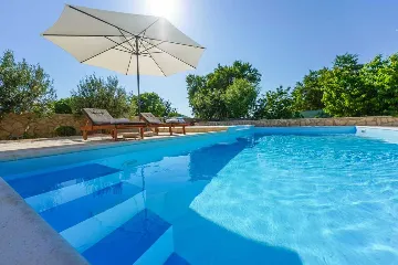 Podine 3-Bedroom Villa for Up to 8 Guests