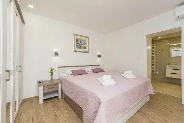 Podine 3-Bedroom Villa for Up to 8 Guests