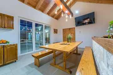 Podine 3-Bedroom Villa for Up to 8 Guests