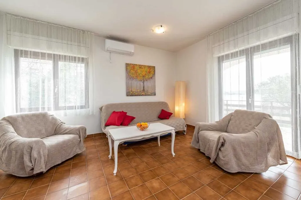 Turanj Beachfront Apartment with Sea View