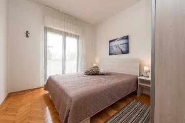 Turanj Beachfront Apartment with Sea View