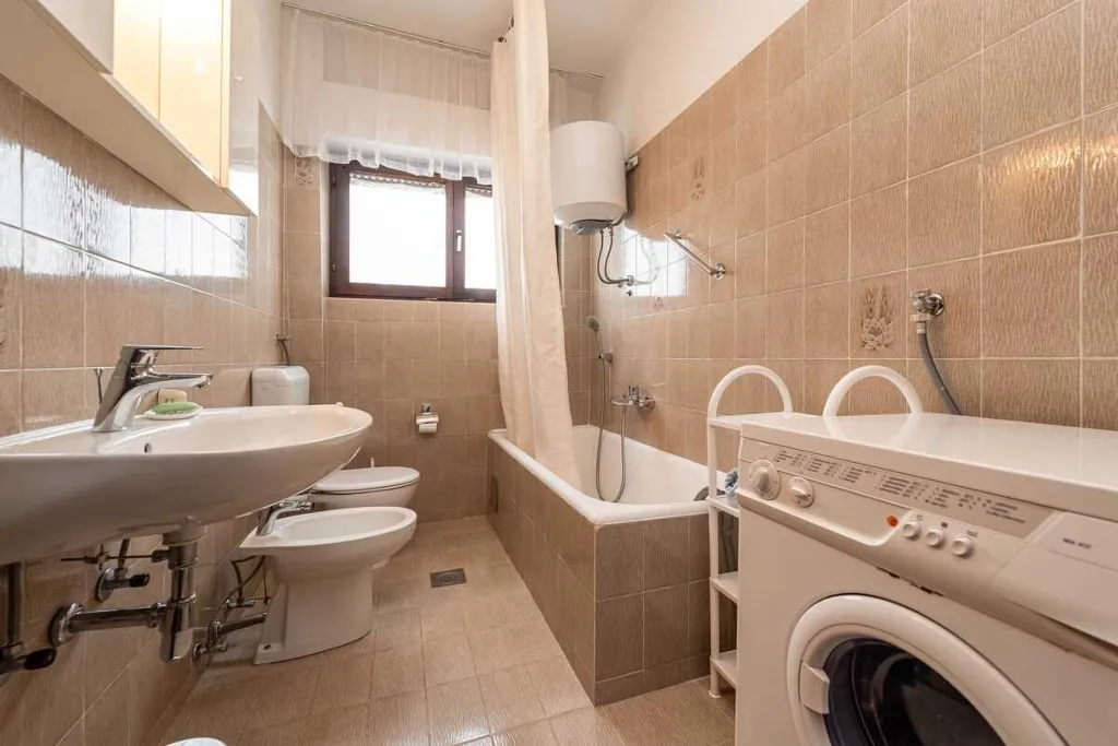 Turanj Beachfront Apartment with Sea View
