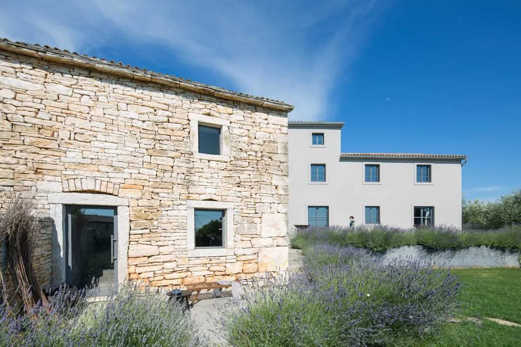 Radetići Villa with Private Pool for 12 Guests