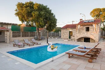 2-Bedroom Villa in Primošten Burnji for Up to 6
