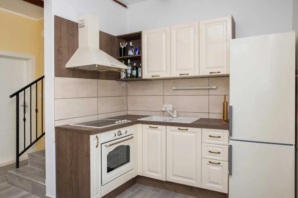 2-Bedroom Villa in Primošten Burnji for Up to 6