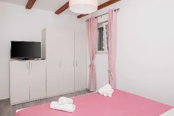 2-Bedroom Villa in Primošten Burnji for Up to 6