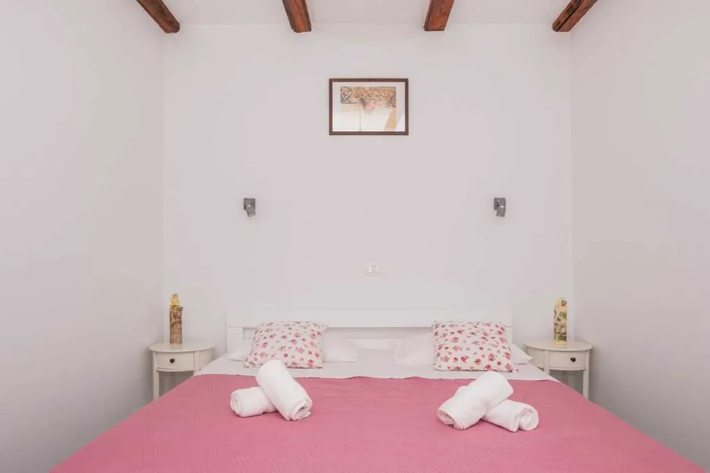 2-Bedroom Villa in Primošten Burnji for Up to 6