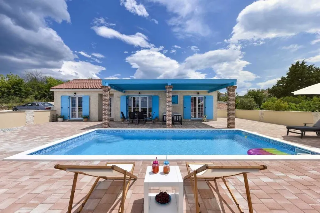 2-Bedroom Villa with Heated Pool in Sukošan