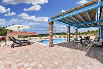 2-Bedroom Villa with Heated Pool in Sukošan