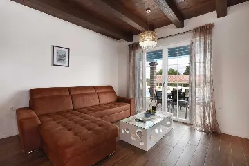 2-Bedroom Villa with Heated Pool in Sukošan