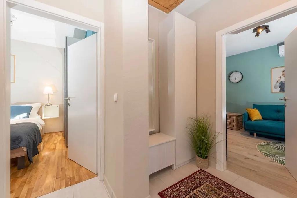 2-Bedroom Holiday House in Smoković for 6 Guests